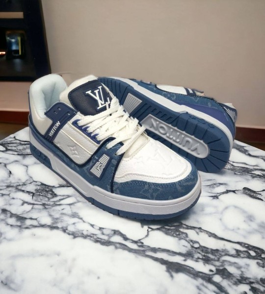 Louis Vuitton | Blue
